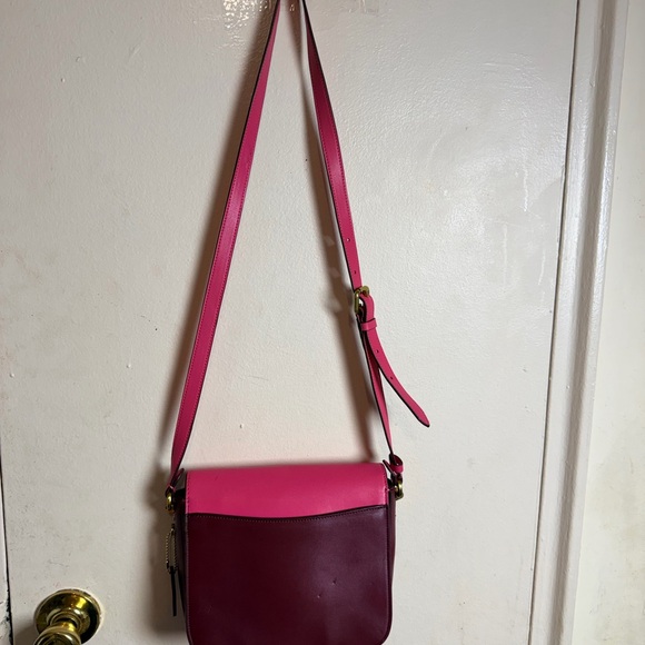 Coach holton color block leather saddle bag in brass pink multi - Picture 4 of 8